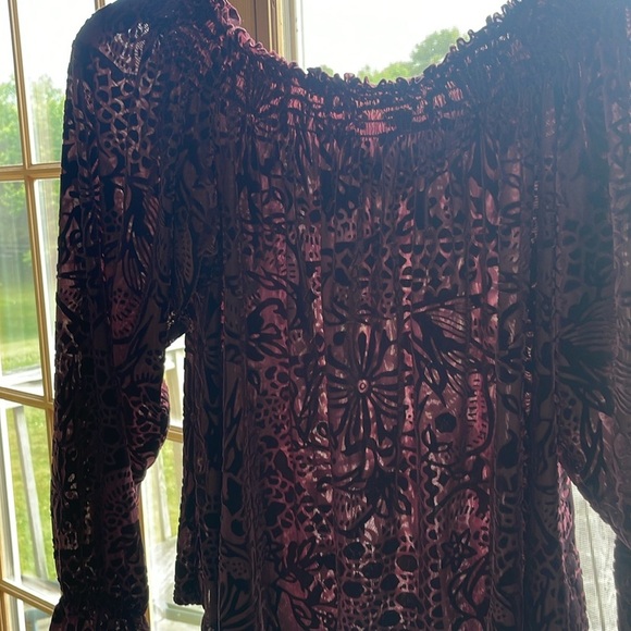 Free People - deep maroon with velvet embossed floral - peasant style - XS - Picture 3 of 6